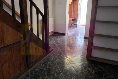 Vila de vanzare cu 5 camere in Busteni - 39