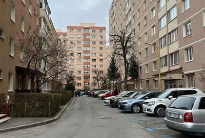 Vanzare apartament 2 camere - Astra, strada Cocorului - 23