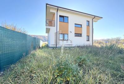 Casă individuală cu 5 camere în Gilău