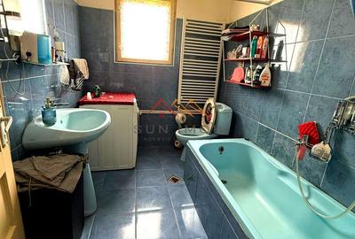 Casă P+1E cu teren generos de 697 mp, zona foarte buna Campina, PH - 17