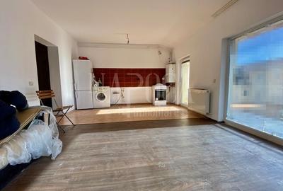 Apartament cu 2 camere semidecomandat în Florești