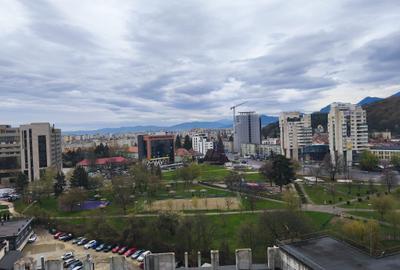 Apartament cu 4 camere/ birou - situat in Centrul Civic - 108 mp - 9