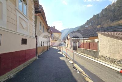 Casă cu potențial în Schei – cu front la două străzi | Strada Egalității - 4