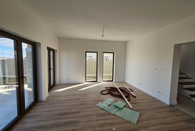 Case individuale noi, P+E, în Moșnița Nouă, locații excelente, comision 0% - 2