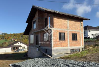 Casă 3 camere, 185mp, semifinisată, D+P+E - 14