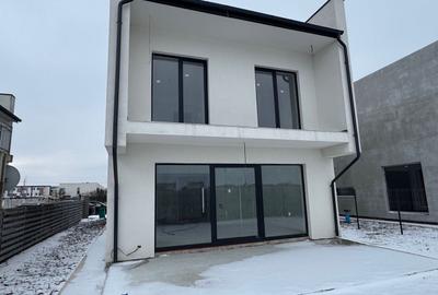 Vile PREMIUM Tunari, spatioase si luminoase - 1