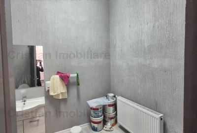 Casa Superba 3 camere, 127 mp utili , toate utilitatile, zona Centrala - 8
