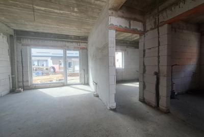 Casa  pe parter 3 cam+Pod.Teren 210mp. - 15