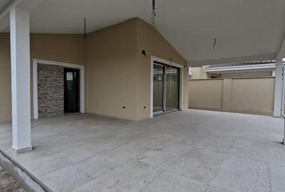 Casă individuală cu 5 camere în Dumbrăvița