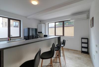 Vilă individuală- P+1+M | 19 camere | 400 mp utili/ 8 parcari - 2