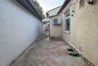 Casa de vânzare - Constanta - 6 CAMERE-147 mp. totali ( fără curtea interioară) - 31
