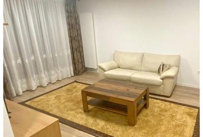 Apartament cu 2 camere decomandat, mobilat în Tractorul