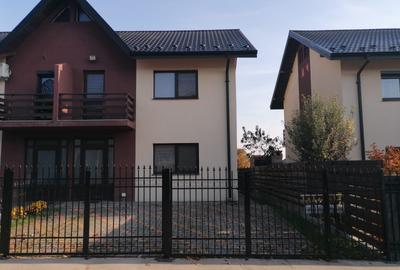 Casa tip duplex, 3 camere, de vanzare, zona Valea Adanca- 5 drumuri