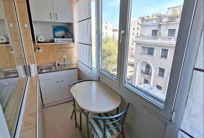 Inchiriez garsoniera vis a vis de Athenee Palace nou renovata - 4
