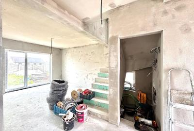 Casă individuală cu 4 camere în Săcălaz