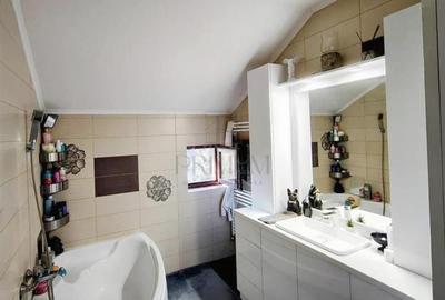 DUMBRAVITA - 3 CAM - BUCATARIE INCHISA - 1 LOC PARCARE - APROAPE DE MAGAZINE - 10