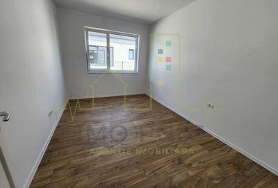 5 Camere. 3 Bai. Terasa acoperita. - 7