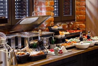 Casa cu 3 apartamente + transfer afacere, locuri parcare, Centrul Istoric, Braso - 11