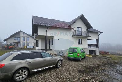 Casă / Vilă de lux, Moara Nica, Suceava - 4