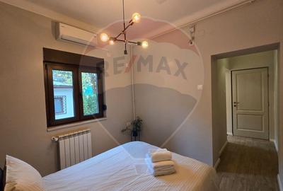 DE INCHIRIAT Apartament 5 camere,-parter, în vila  Kiseleff - 42