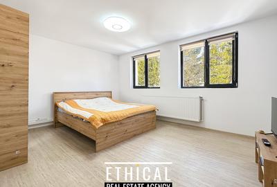 Vila interbelica restaurata integral – proprietate rara Sinaia in centru. - 15