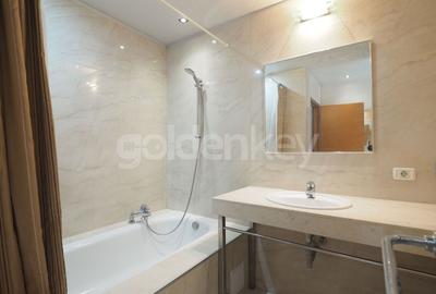 Apartament penthouse cu 4 camere | 2 garaje | spatii generoase - 15