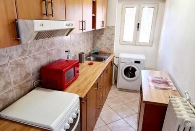 Vanzare apartament 2 camere Calea Victoriei Sala Palatului etaj 8/9 bloc 1960 - 7