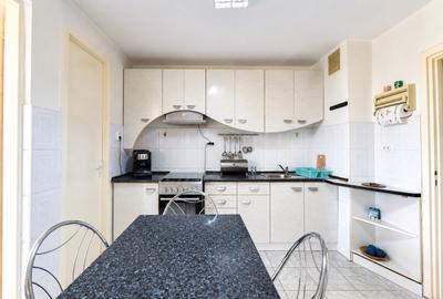 Apartament 4 Camere cu Doua GARAJE - Zona LIPOVEI - 0%COMISION - 4