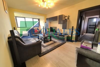 Apartament cu 4 camere semidecomandat, mobilat în Circumvalațiunii