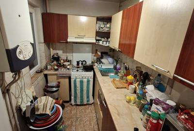 Apartament cu 2 camere, decomandat, etajul 3/4, zona Podu Ros - 4