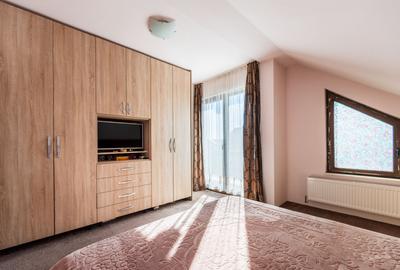 De vanzare stil de viata exclusivist in casa de lemn tip canadian - Primaverii - 12