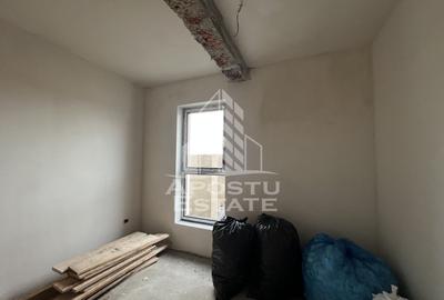 DE VANZARE casa alipita in Covaci cu curte mare - 5