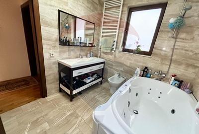 Casa/Vilă cu 4 camere de vânzare in Santandrei - 13
