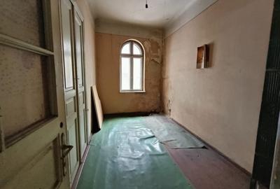 Vânzare construcție și teren Dr. Iacob Felix - Piața Victoriei - 7