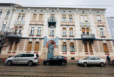 Apartament elegant in palat istoric restaurat, Timisoara Piata Maria - 1