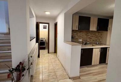 Colentina Închiriez casa 4 cam singur în curte centrală gaze 3 locuri parcare - 4