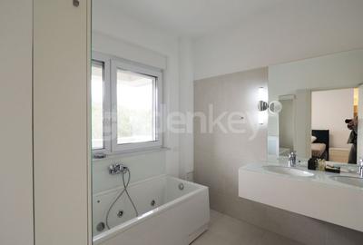 Apartament spatios cu 5 camere | 2 locuri de parcare - 16