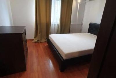 Apartament cu 3 camere decomandat, mobilat în Brâncoveanu