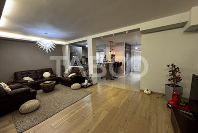 Casă cu 4 camere în Turnișor