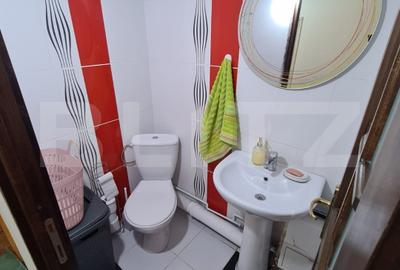 Apartament decomandat, 3 camere, 2 bai, zona Nicolina - 11