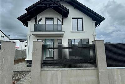 Casa Premium, 4 camere, 500 mp teren, toate utilitatile, Sanpetru-Harman - 1