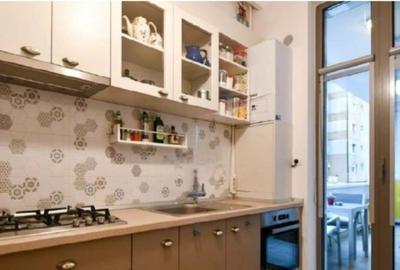 Seaside Living: 2-Room Apt, 250m from Beach + Private Parking - 3