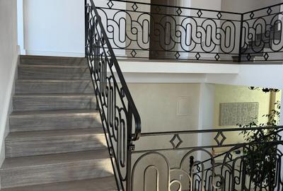 Vilă de Lux Vălenii de Munte - Piscină - 9