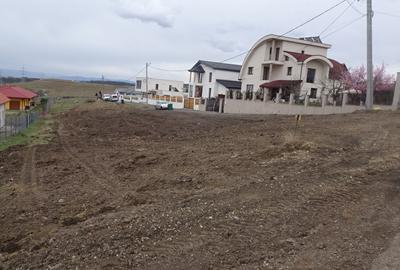 Vand teren intravilan in Deva, pe strada Iosif Vulcan, suprafata totala 1400 mp, - 2