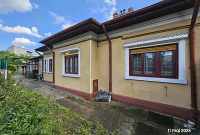 Marriott, vanzare casa si teren 388mp. - 3