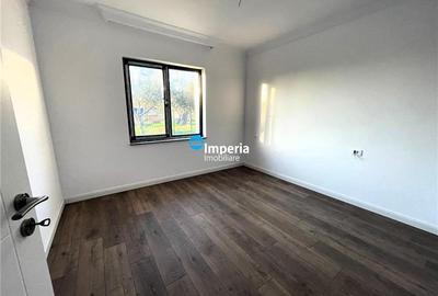 Casa plan parter tip duplex de vanzare,400 mp curte si garaj Breazu - 8