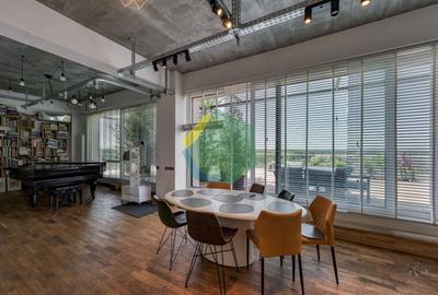 Penthouse cu 4 camere semidecomandat, mobilat în Vest