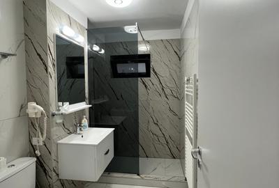 -Garsoniera lux mobilata si utilata complet in primul rand la mare - 18