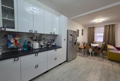 Casa de vanzare tip duplex Bragadiru, str Salciei - 10