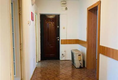 INCHIRERE APARTAMENT 3 CAMERE ZONA MALL VITAN  OCTAVIAN GOGA  SECTOR 3 - 17